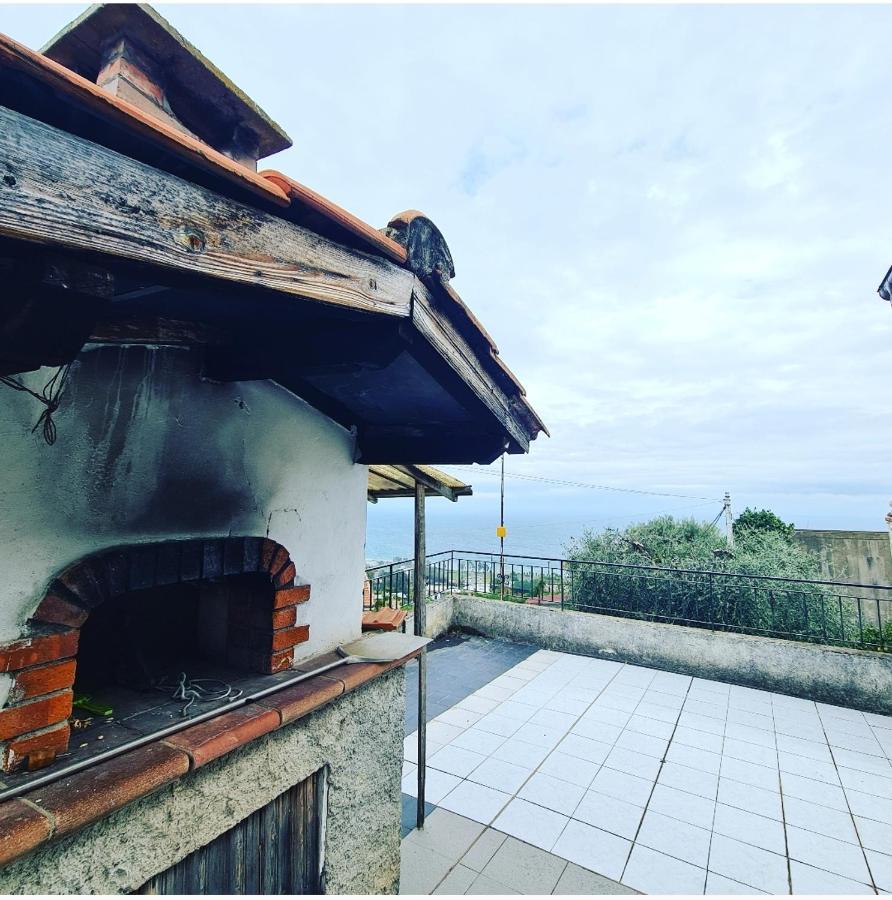 Apartment Bbq House *